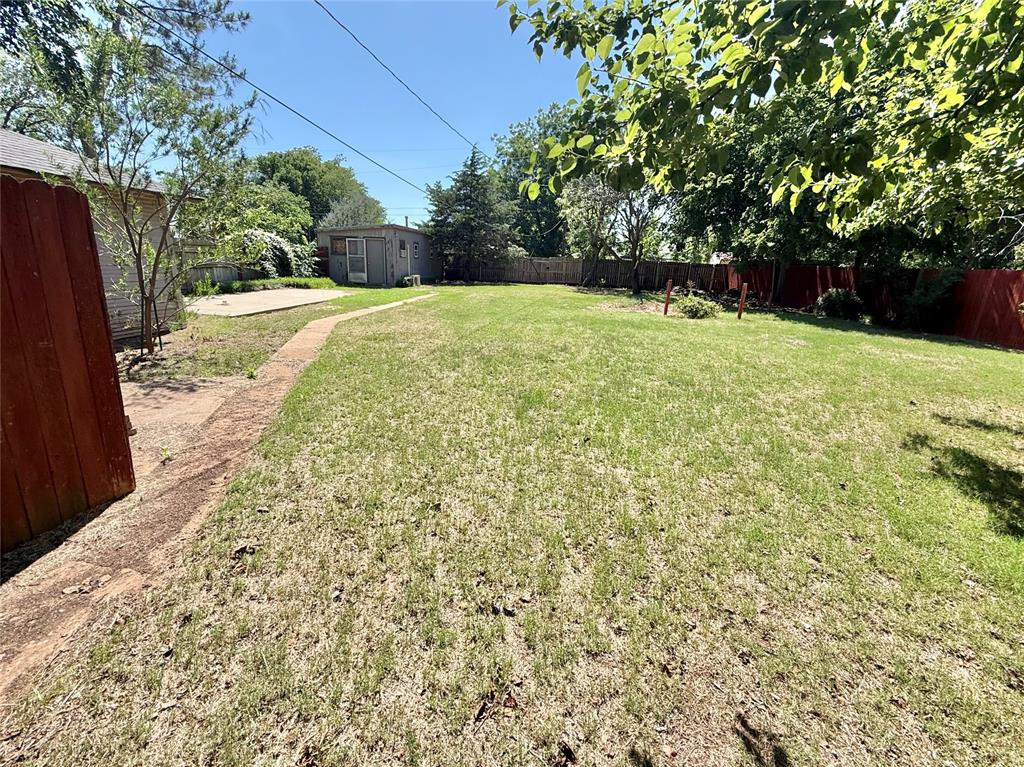 207 S Park Road Property Photo 27