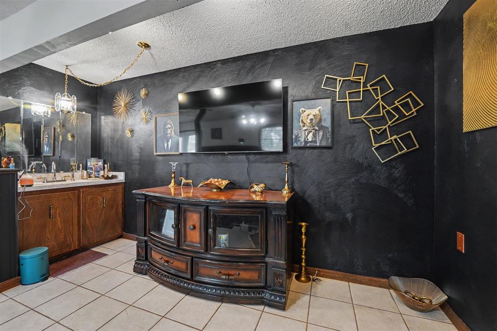 502 W Enterprise Avenue Property Photo 13