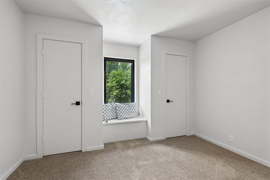 1011 Irvine Terrace Property Photo 34