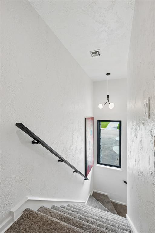 1011 Irvine Terrace Property Photo 38