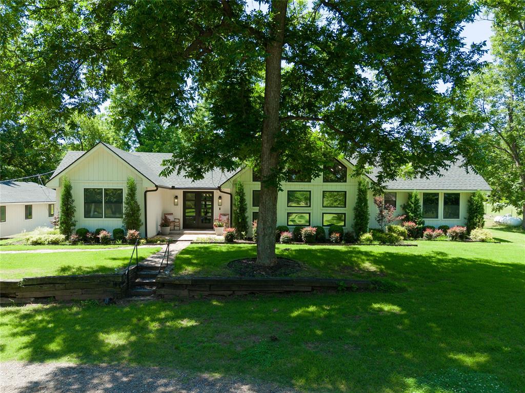 2221 W College Avenue Property Photo 50