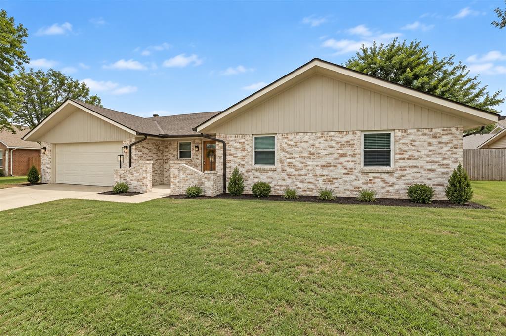 308 Elkview Drive Property Photo 1