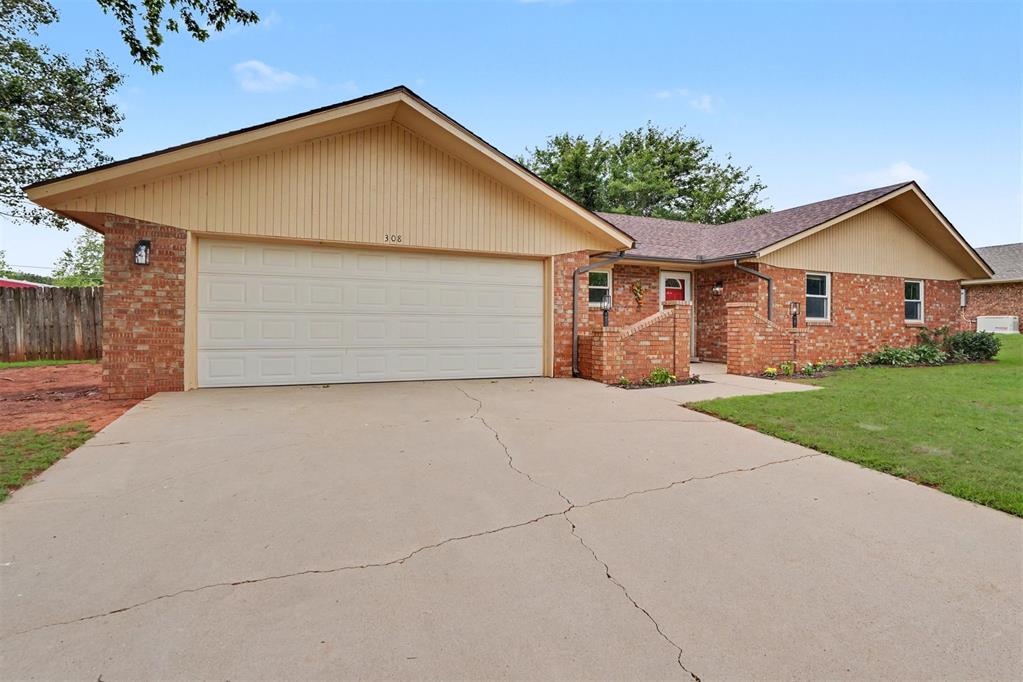 308 Elkview Drive Property Photo 3