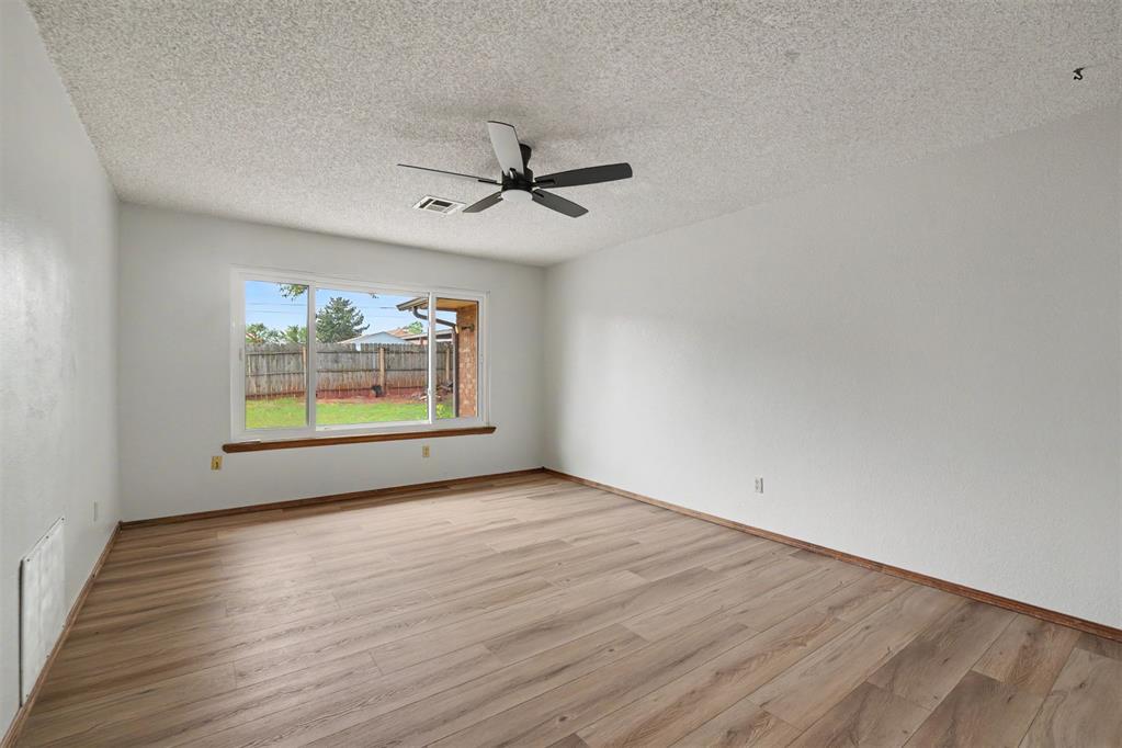 308 Elkview Drive Property Photo 14