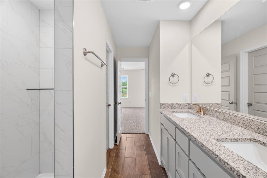 1905 Long Cove Avenue Property Photo 18
