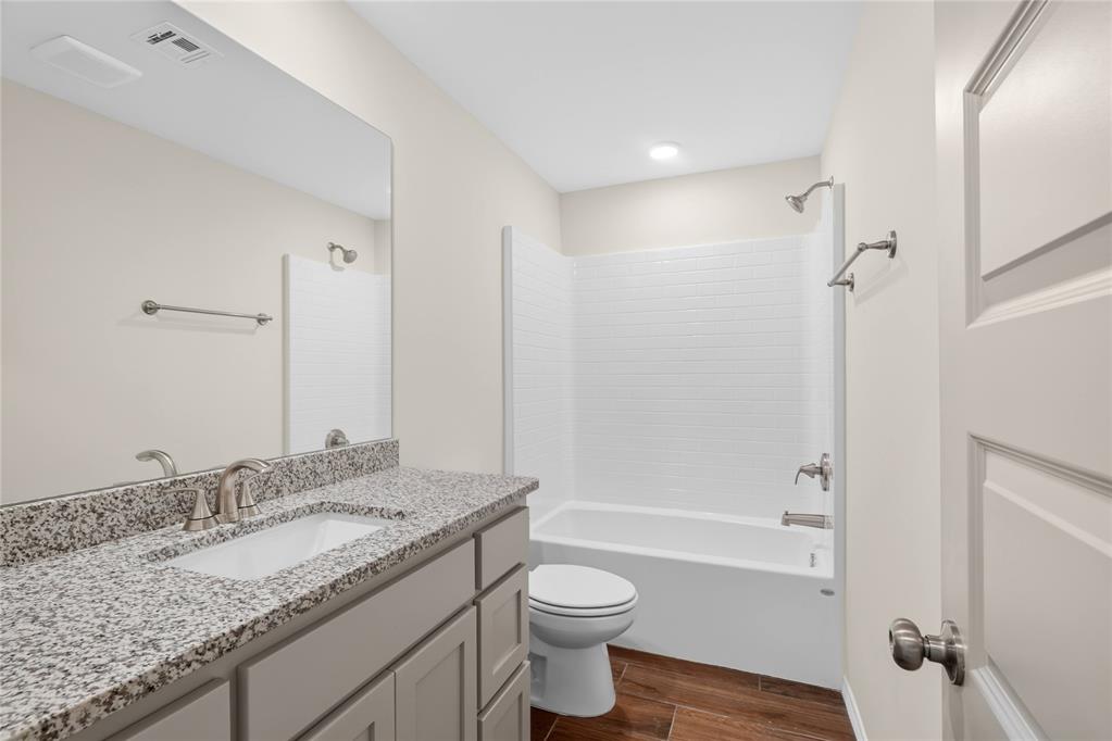 1905 Long Cove Avenue Property Photo 27