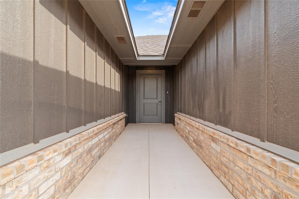 10641 Sw 18th Street Property Photo 6