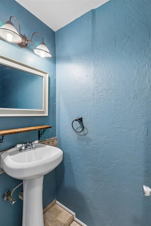 6016 Marlow Lane Property Photo 25