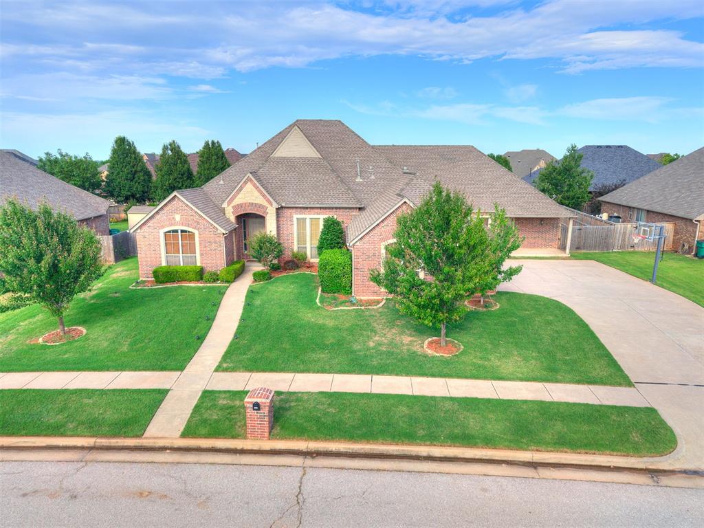 15212 Grayson Drive Property Photo 1