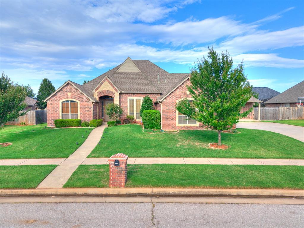 15212 Grayson Drive Property Photo 2
