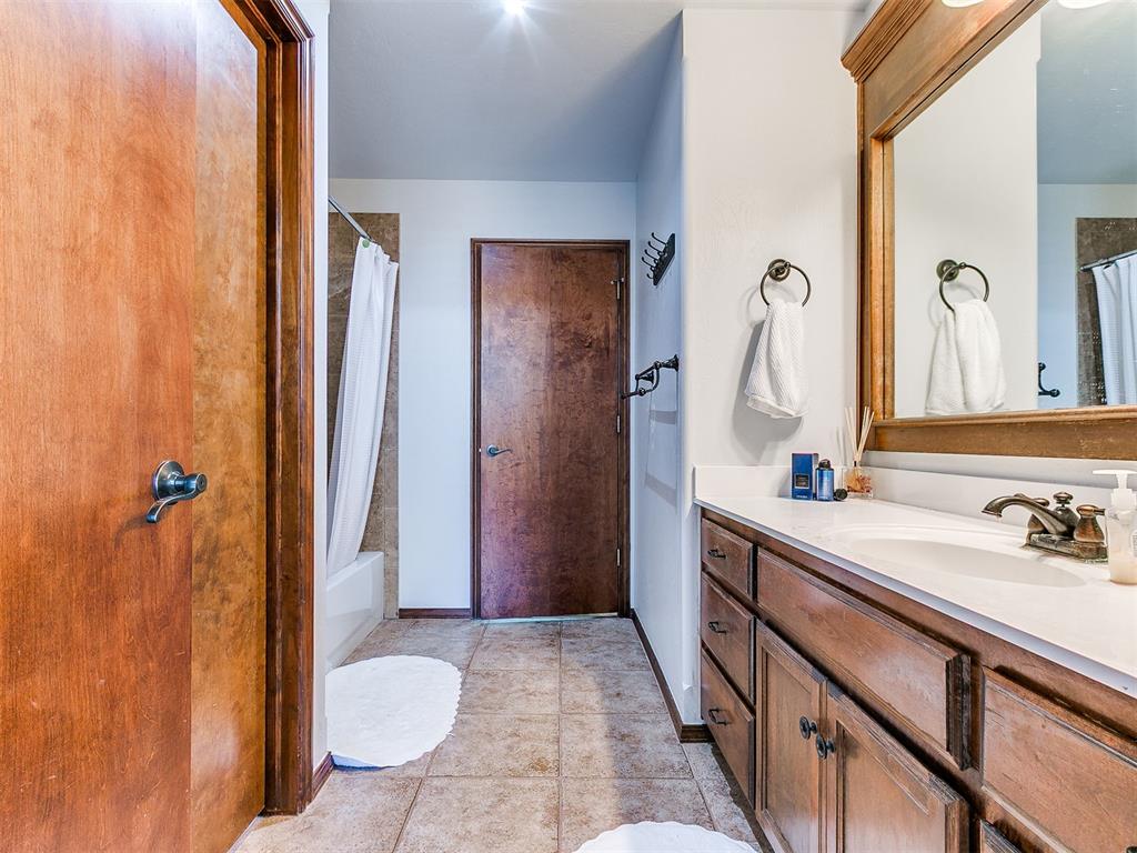 15212 Grayson Drive Property Photo 45