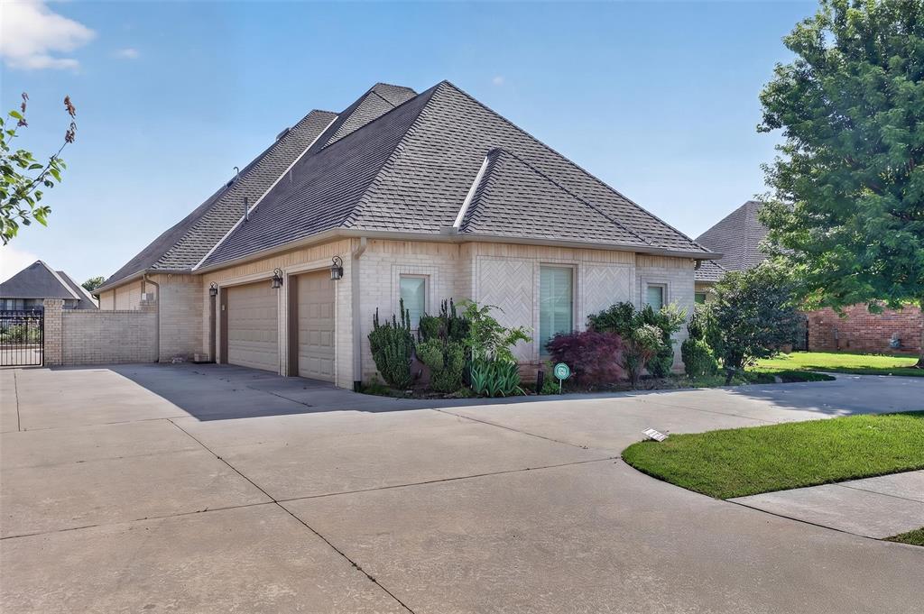 13909 Cascata Strada Property Photo 5