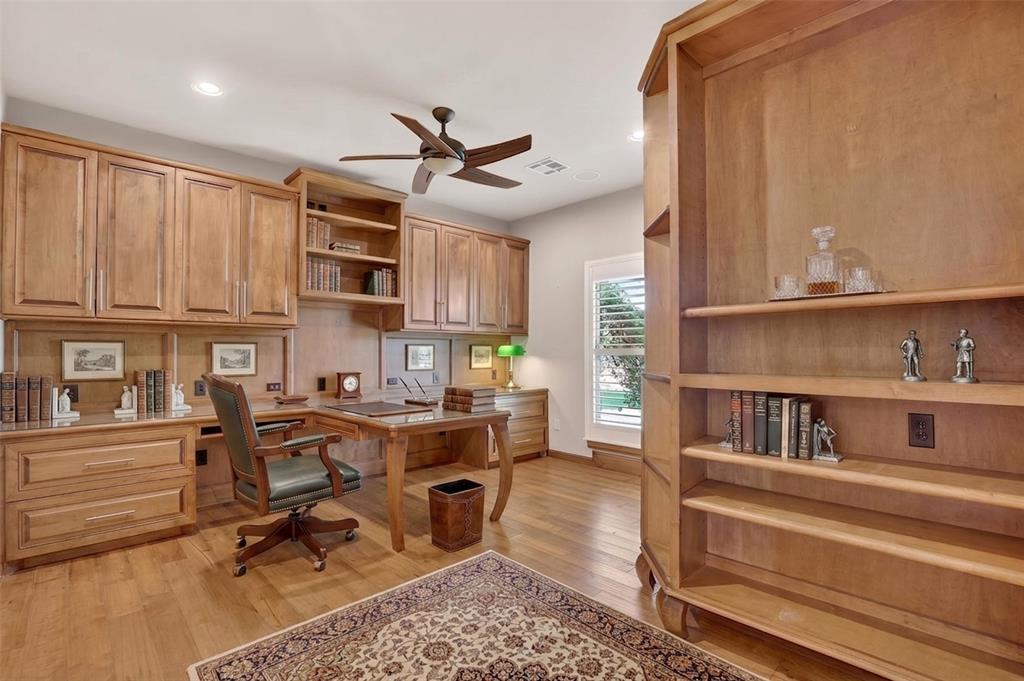 13909 Cascata Strada Property Photo 19