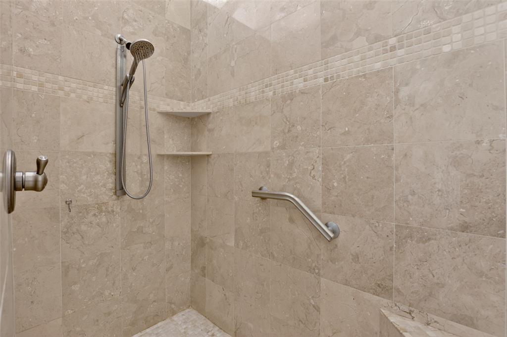 13909 Cascata Strada Property Photo 26