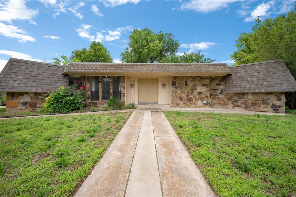 1305 Quail Hollow Drive Property Photo 1