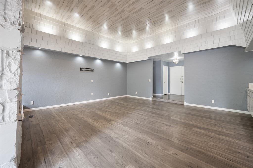 1305 Quail Hollow Drive Property Photo 12