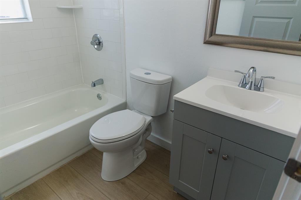 2412 Se 47th Street Property Photo 9