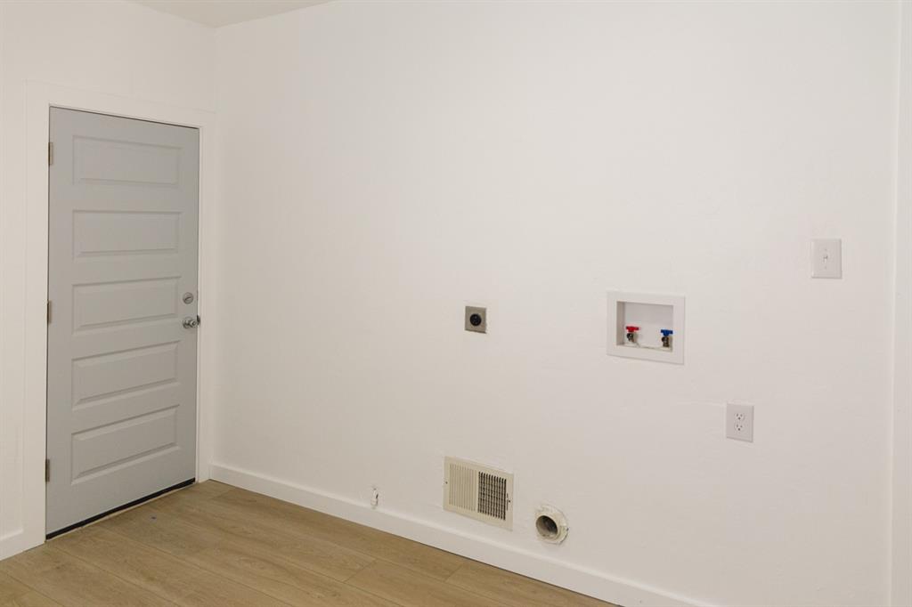 2412 Se 47th Street Property Photo 27