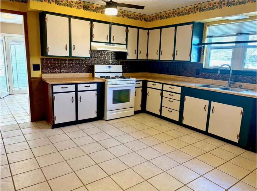 501 N Windle Street Property Photo 3