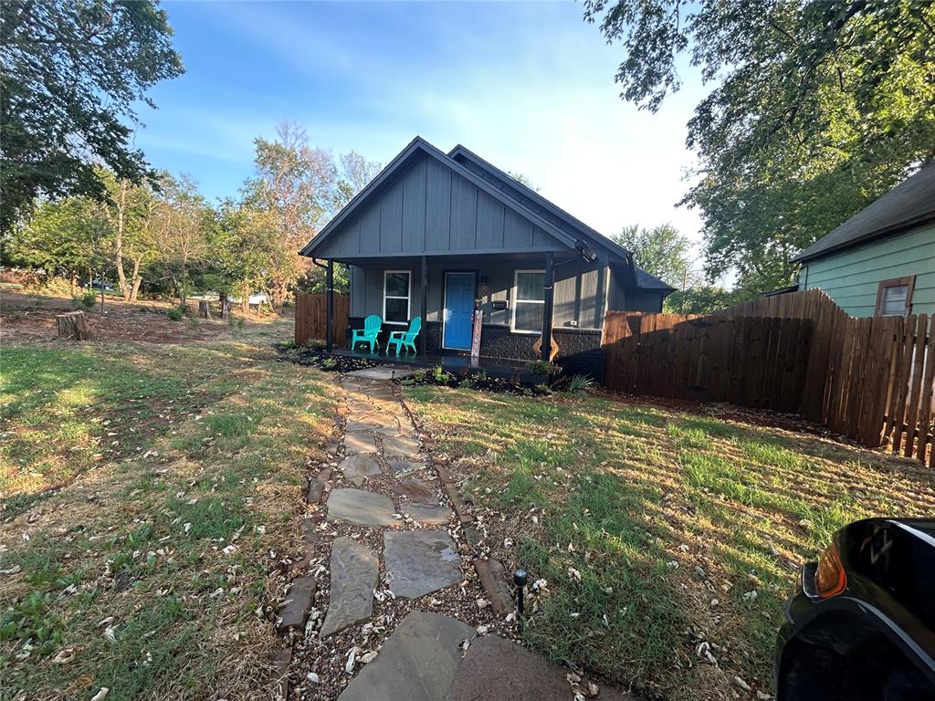 609 E Grant Avenue Property Photo 3