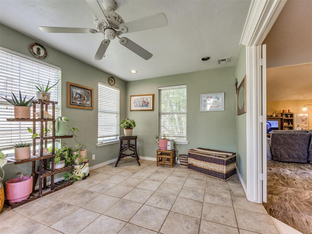 7104 N Lakeway Drive Property Photo 22