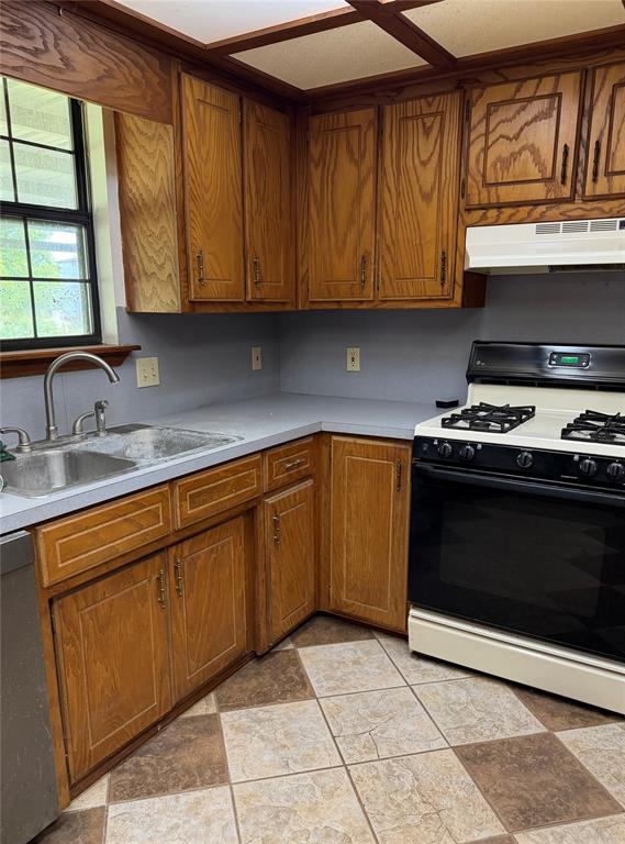 9304 County Road 3440 Property Photo 7