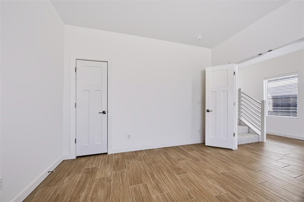 4105 Nw 180th Street Property Photo 15