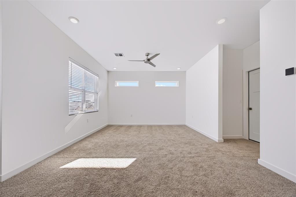 4105 Nw 180th Street Property Photo 30