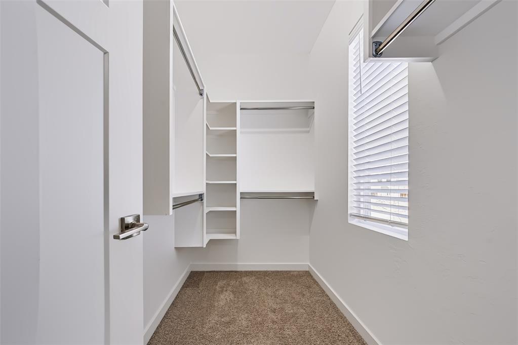 4105 Nw 180th Street Property Photo 34