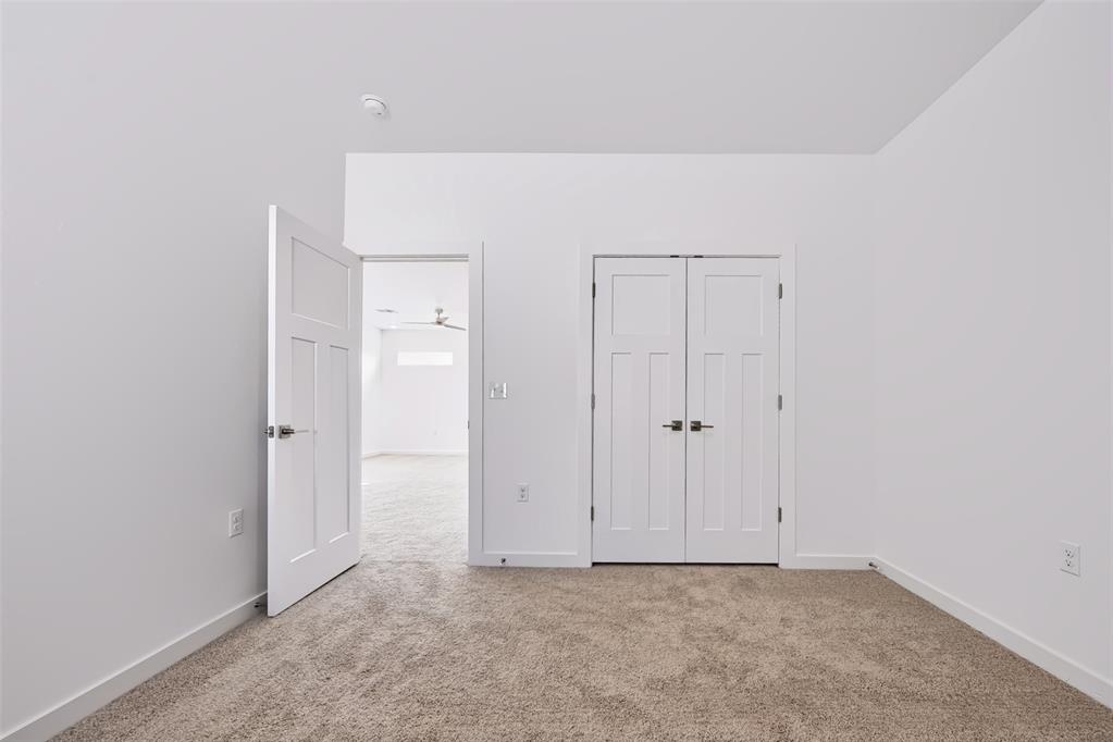4105 Nw 180th Street Property Photo 36
