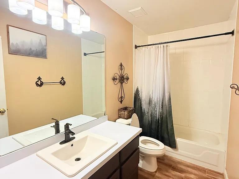 1801 Brittany Lane Property Photo 16