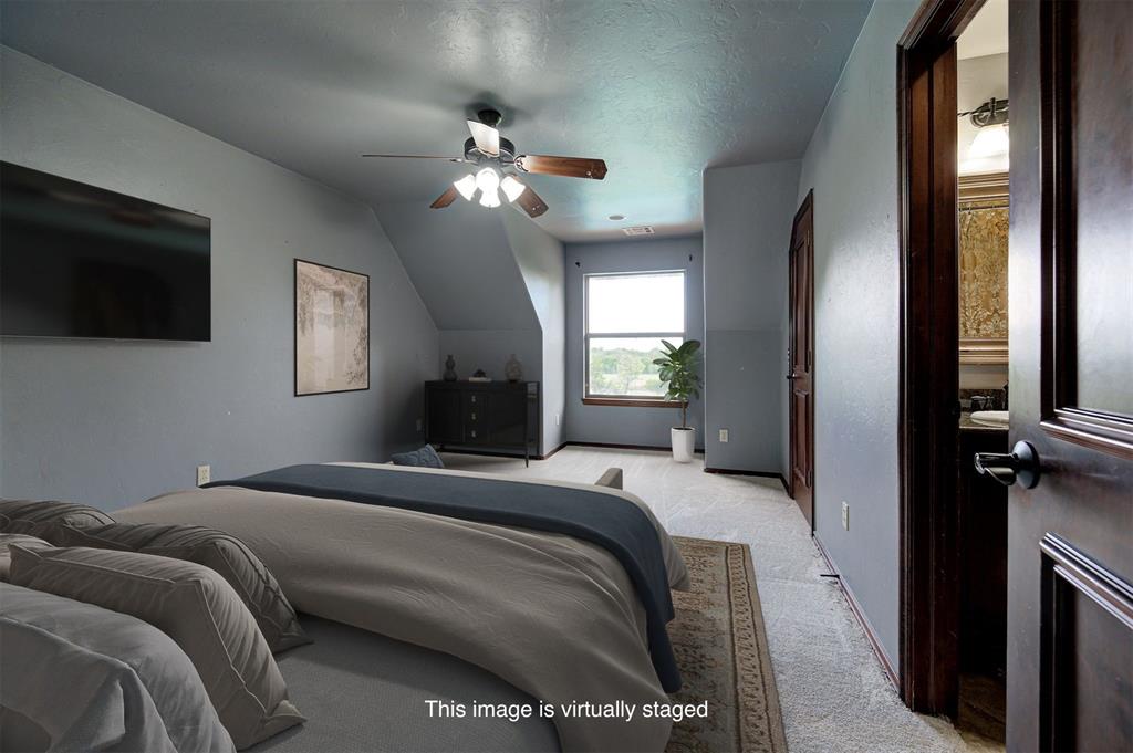 18299 Carlton Way Property Photo 28