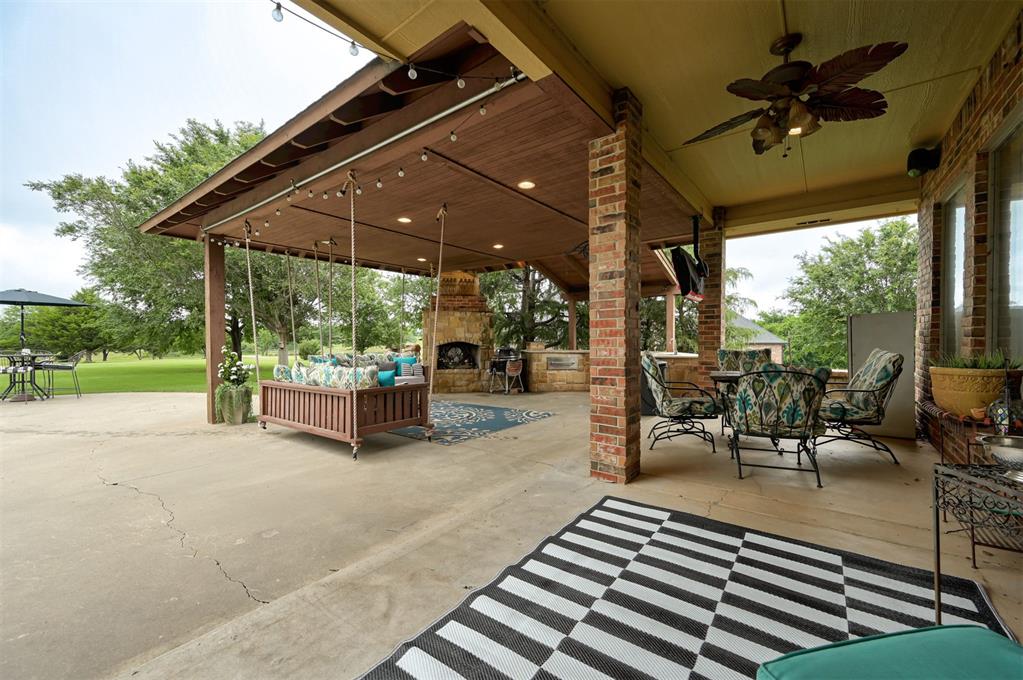 18299 Carlton Way Property Photo 41