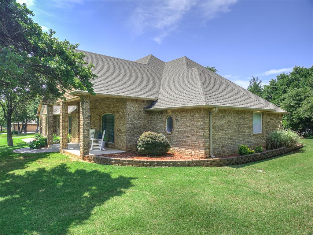 1101 Parrish Place Property Photo 5