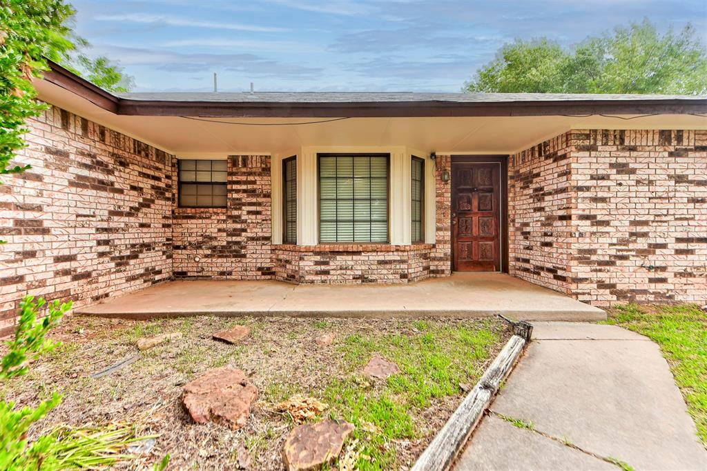2313 Sw 101st Street Property Photo 4