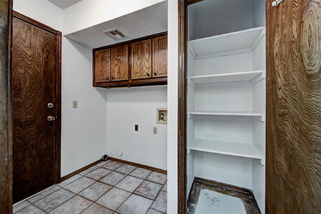 2313 Sw 101st Street Property Photo 27
