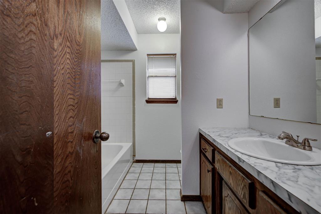 2313 Sw 101st Street Property Photo 40