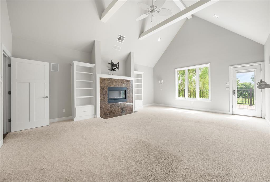 611 Pool Court Property Photo 21
