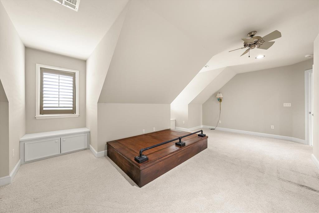 611 Pool Court Property Photo 34