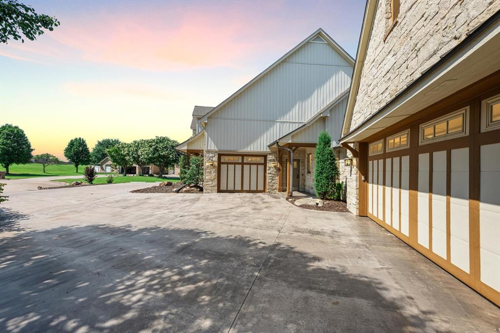 611 Pool Court Property Photo 41