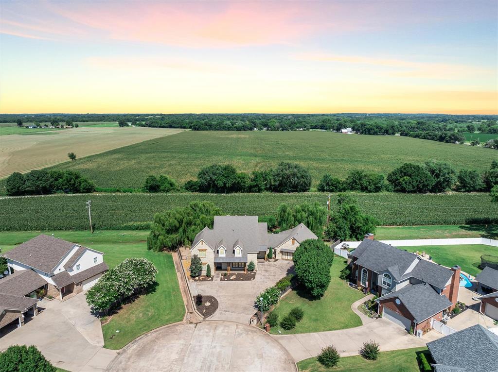 611 Pool Court Property Photo 49
