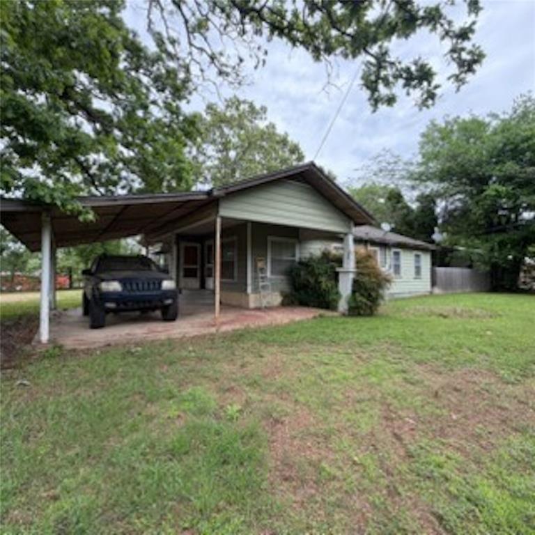 103 E Sherry Lane Property Photo 8
