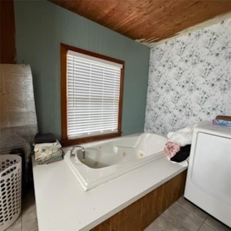 103 E Sherry Lane Property Photo 28