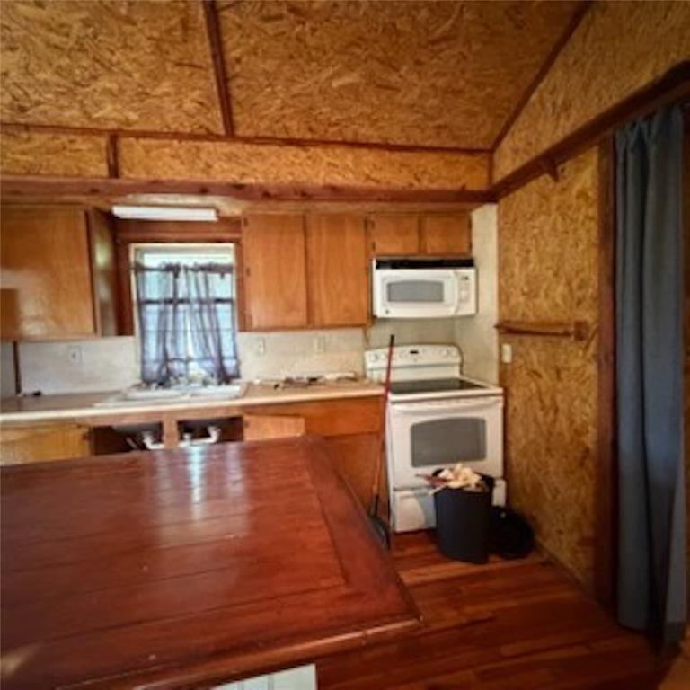 103 E Sherry Lane Property Photo 35