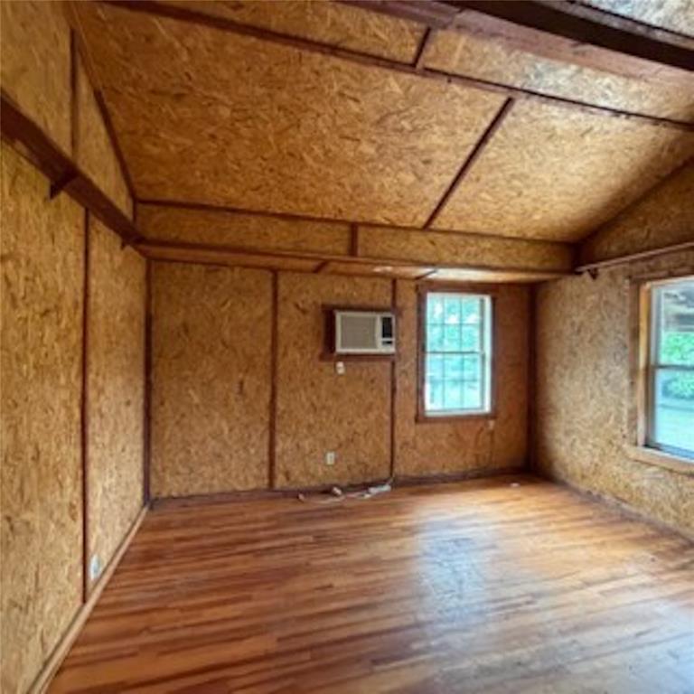 103 E Sherry Lane Property Photo 36