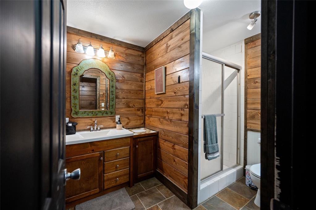19 Alamo Road Property Photo 4