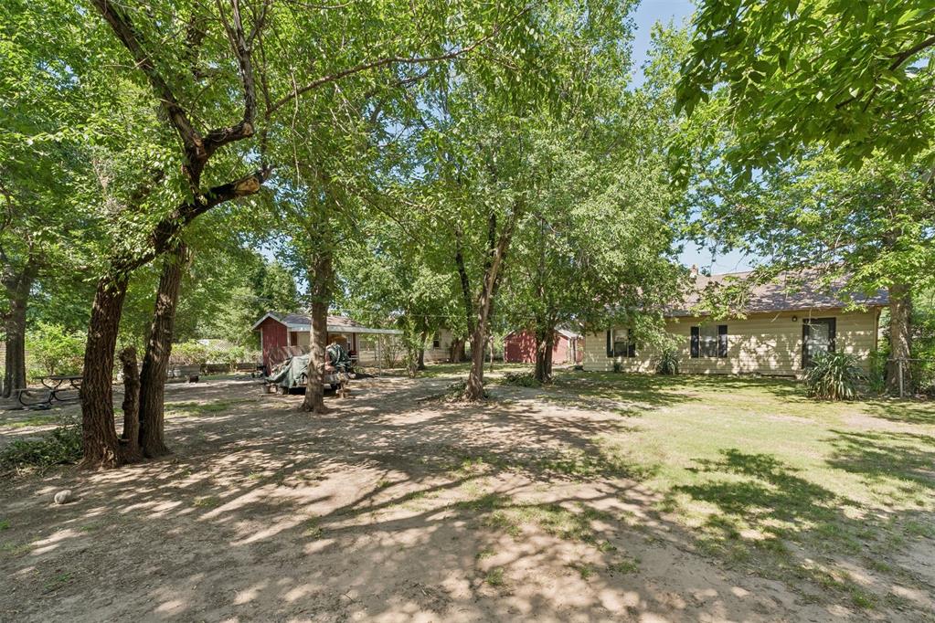 829 E Frank Street Property Photo 31