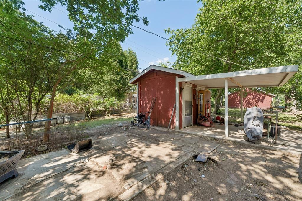 829 E Frank Street Property Photo 34