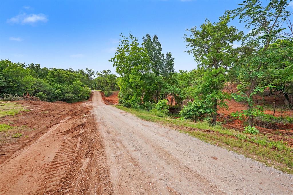 7690 Redbud Trail Property Photo 2