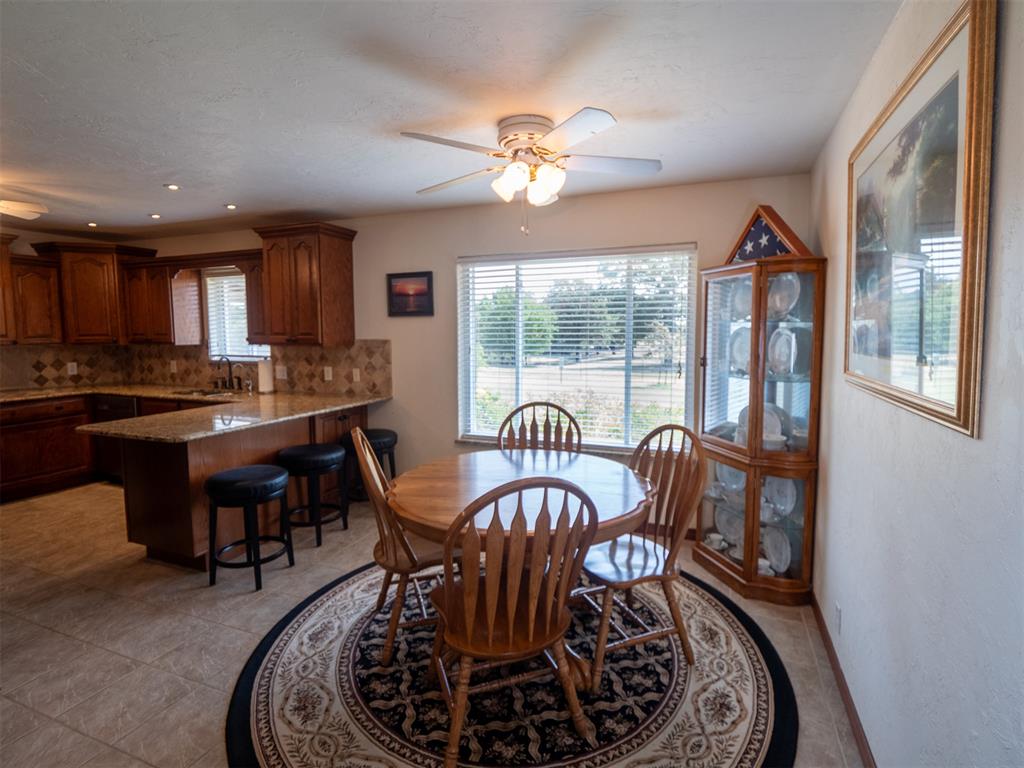 9613 S Highway 99 Property Photo 6